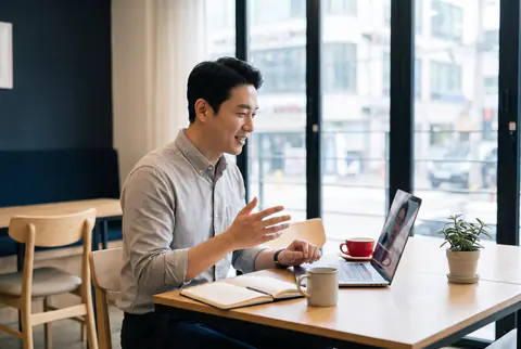 Korean product designer in a remote video interview